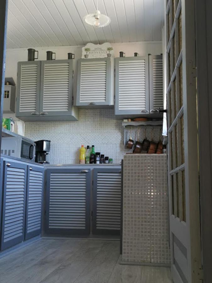 Guest House Provencal Vitrolles  Ngoại thất bức ảnh